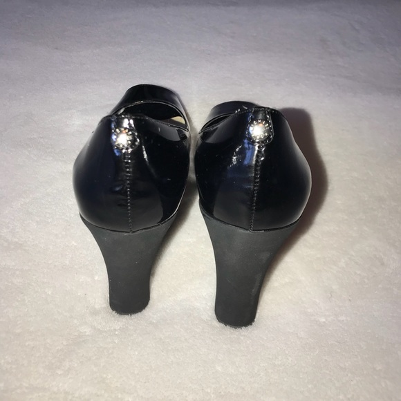 Michael Kors shoes - Picture 5 of 7